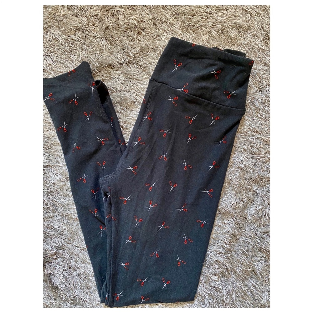 Scissor leggings!